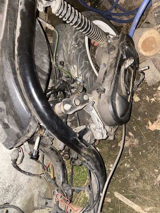 Scutere Yamha neos si Peugeot 209 fara acte