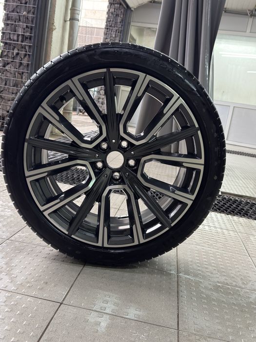Диск и покрышка от BMW