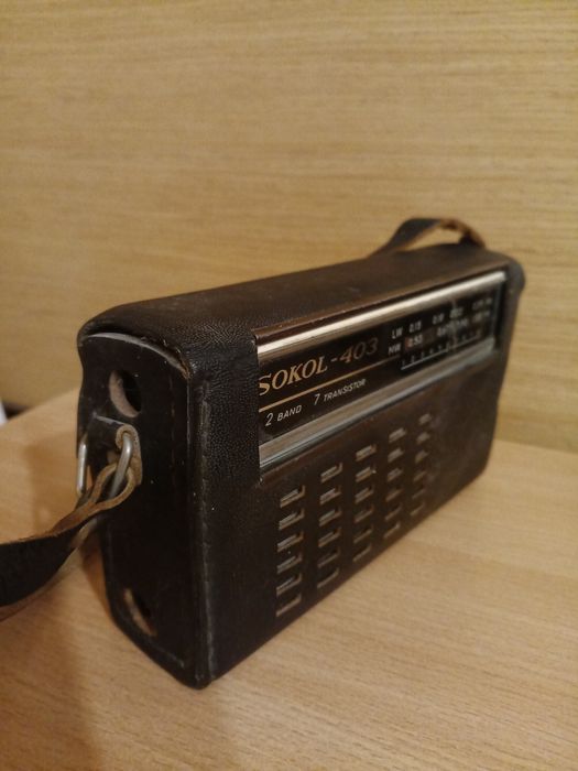 Продавам Ретро Радио SOKOL-403