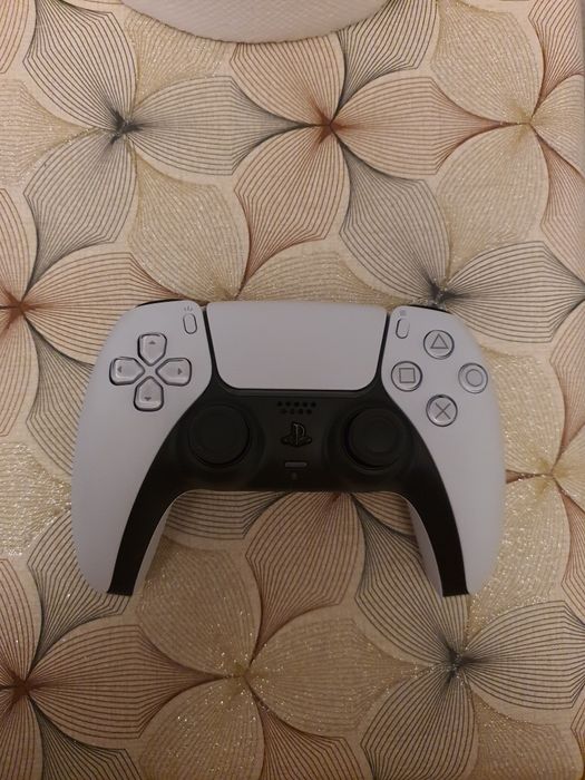 Контролер за PS5