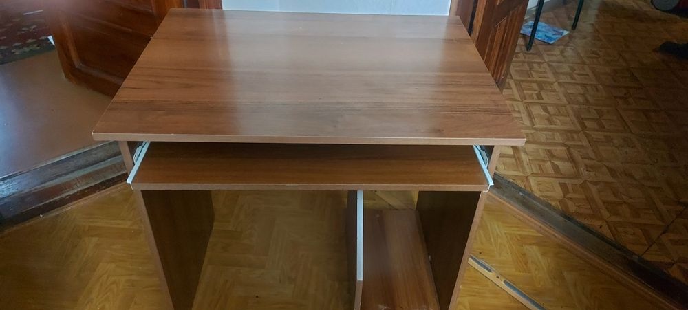 Продам компьютер + стол