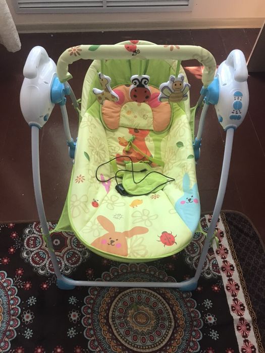 Продам качалку детскую