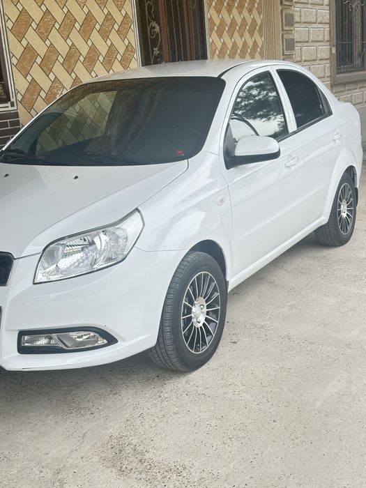 Salondan. Bir qul minilgan metani bor shumka chilingan