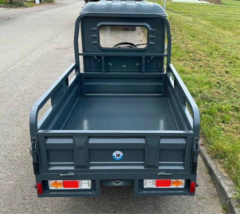 Triciclu Electric cu Volan si Cabina •Garantie 2 ani, Livrare Gratuita