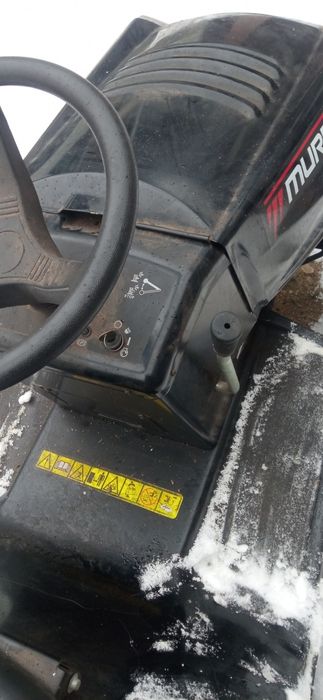 Vând tractoras tuns iarba Murray 110/96, 5 viteze