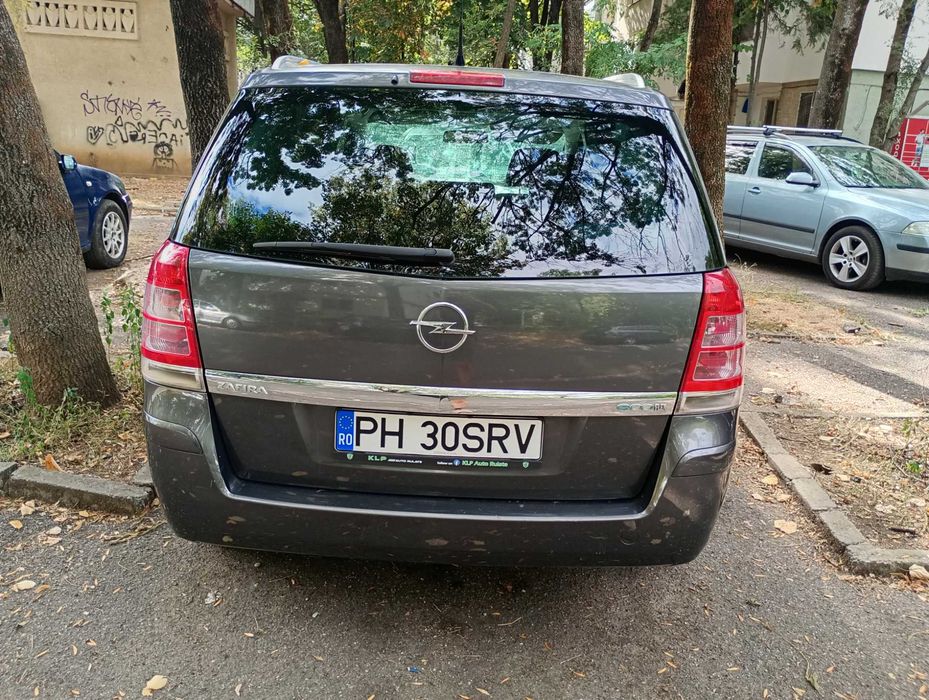 Vânzare autoturism monovolum