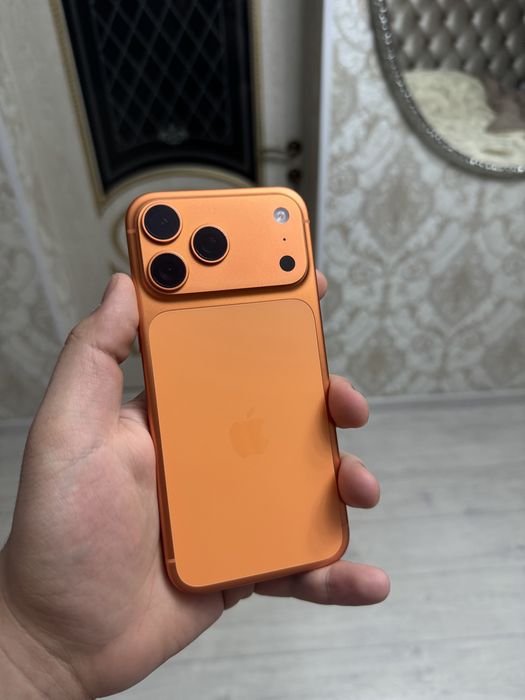 Продам Айфон 17 Про макс