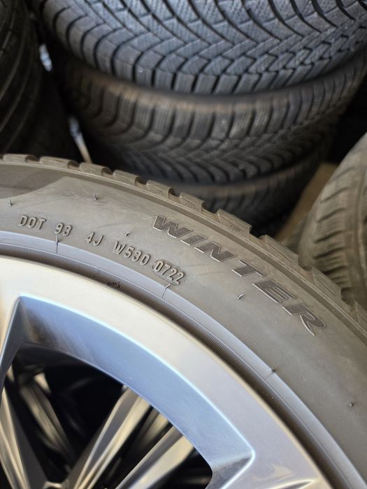 2 Броя 245/45/18 Pirelli 6,5mm 22dot