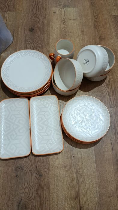 Продам набор посуды