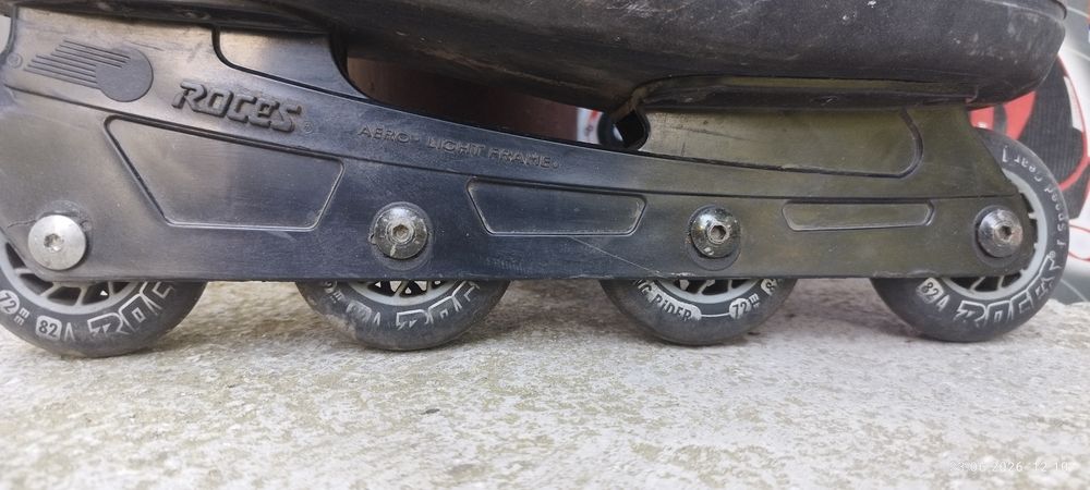 Role damă-barbatești