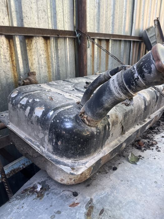Бензобак на газель.