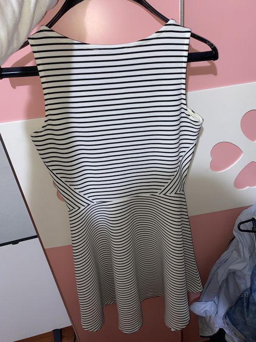 Момичешки рокли по 10 лв