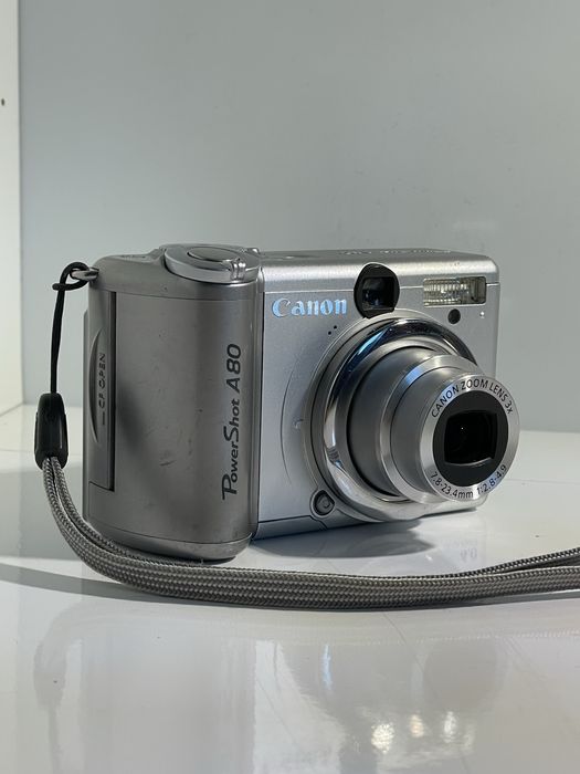 Canon Powershot A80