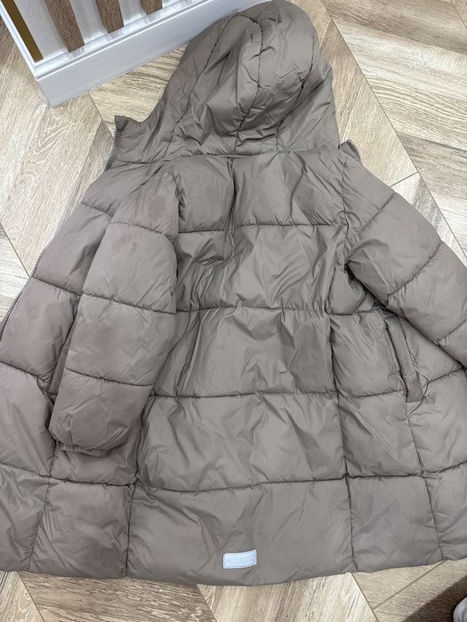 Куртка на девочку демисезонная