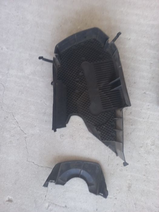 Капак ангренажен ремък за ауди а3 8л