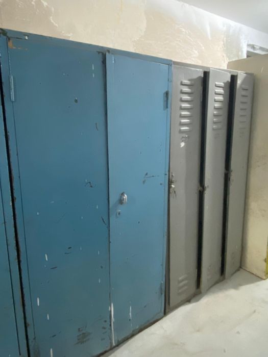 9 Buc. Dulap Metalic tip Vestiar; Fișet din Fier Depozitare