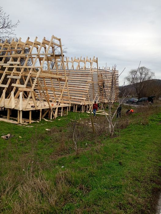 Garduri din sipca metalica, panou tip jaluzele, tabla, plasa si BCA