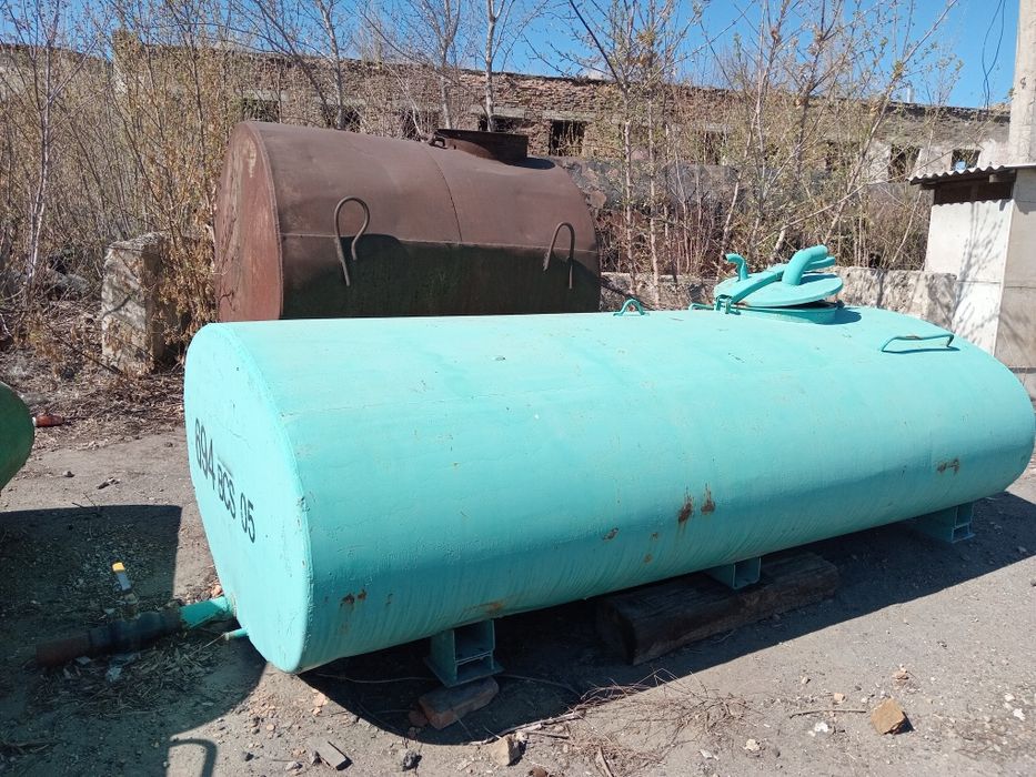 Продам ёмкости разные