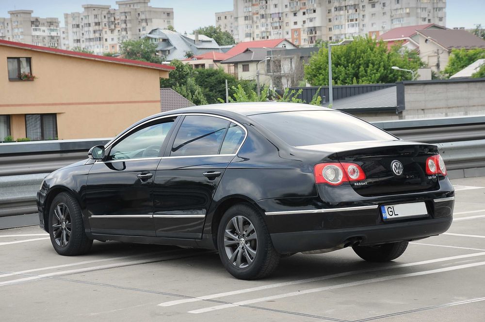 VW Passat B6 Berlina 2008 2.0TDi 140 CP E4 6 trepte climatronic, inmatriculat ofer fiscal