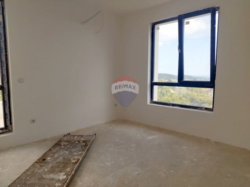 Продава се Многостаен апартамент в Варна, Виница - 125 кв.м за 2240 €/кв.м - Снимка #4
