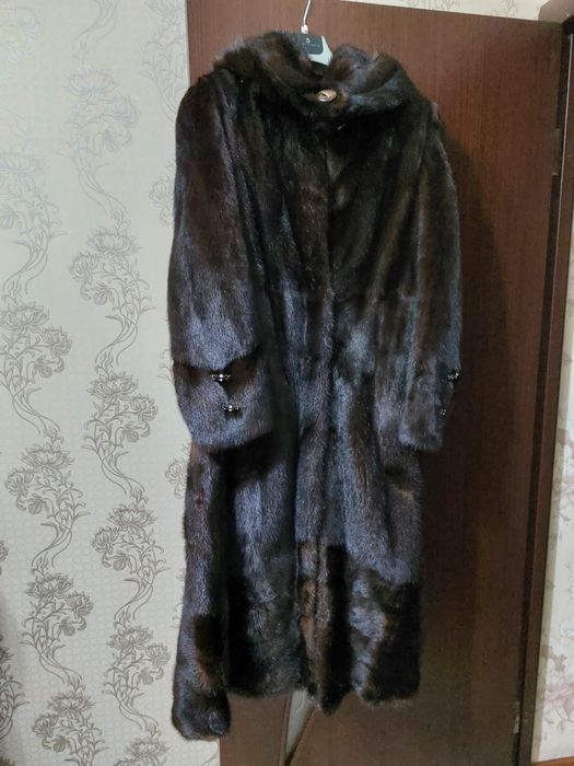 Норковая шуба ,размер 50