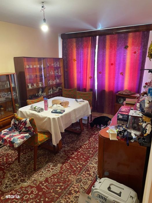 Apartament 3 camere, etaj 10, balcon și lift, ultracentral — fotografia 1