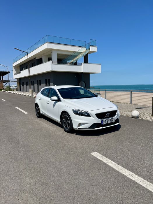 VOLVO V40 2015 — imagine 5