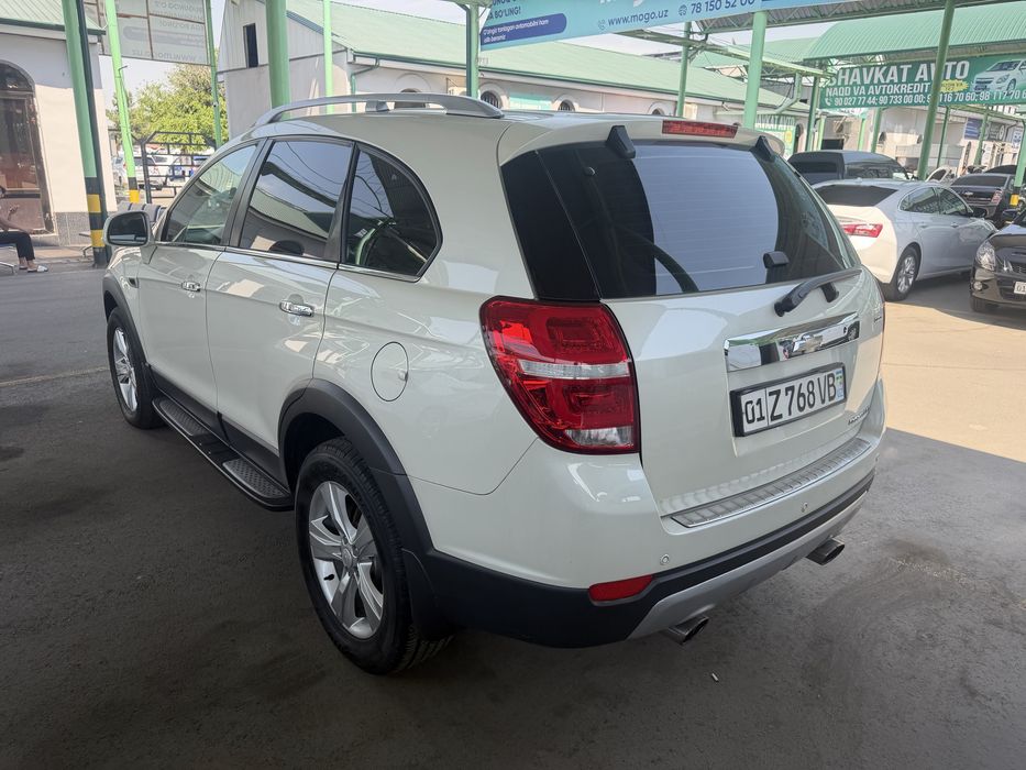 Chevrolet Captiva 2011 — 4