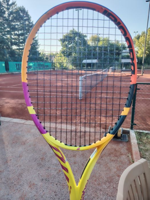 Продавам тенис ракета Babolat Rafa. Перфектна