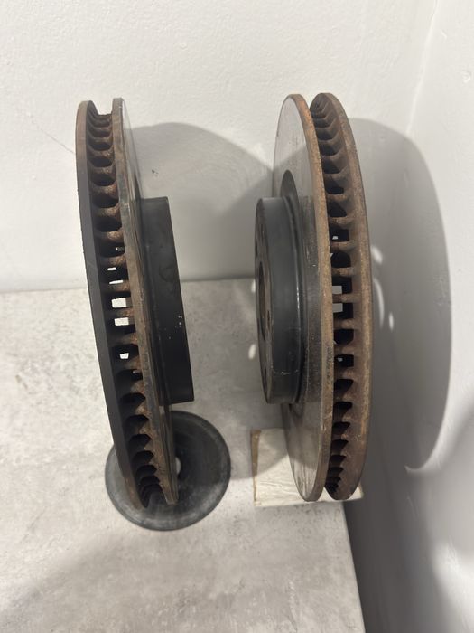 Тормазные тиски для камри 40 европец срочно