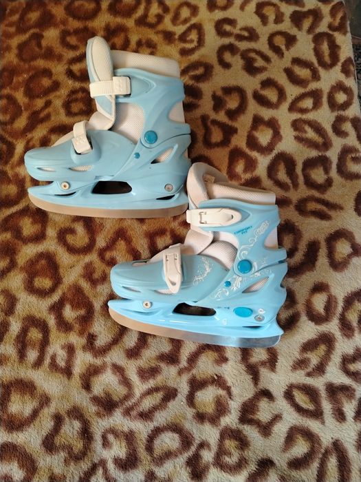 Коньки женские,детские.