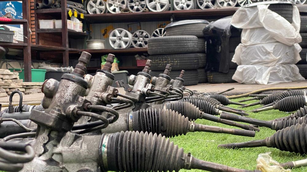 Рулевые рейки  Toyota Sienа