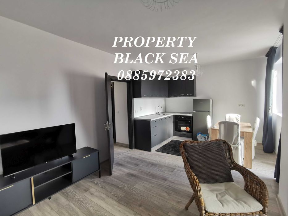 Дава се под наем Двустаен апартамент в Бургас, Център - 70 кв.м за 498.27 € - Снимка #3