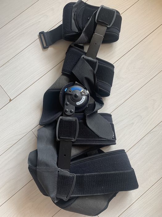 Orteza genunchi flexibila si reglabila
