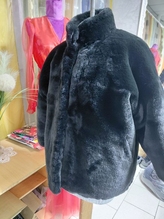 Продам мутоновую шубку