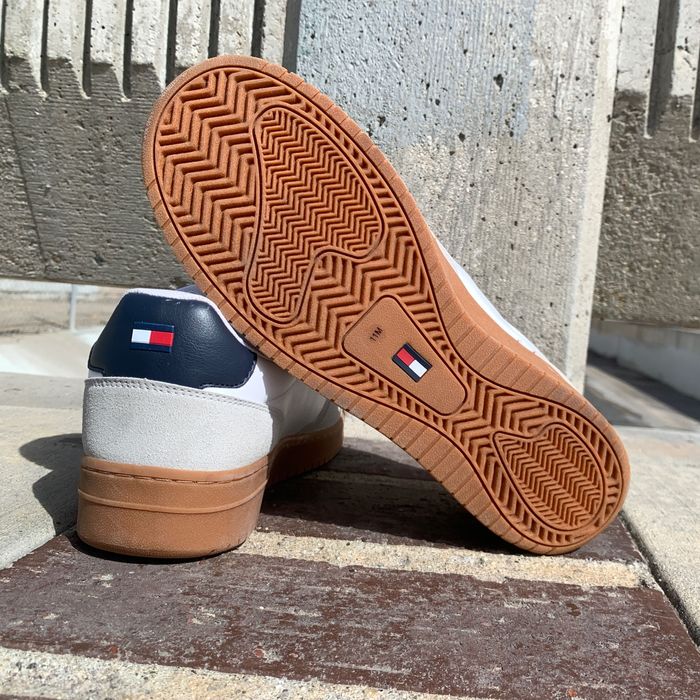 Tommy Hilfiger • Томи Хилфигър