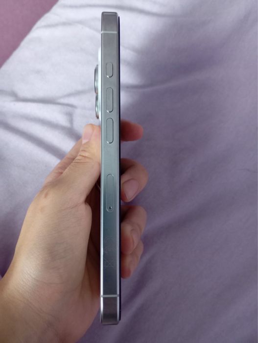 Iphone 16 pro White с гаранция