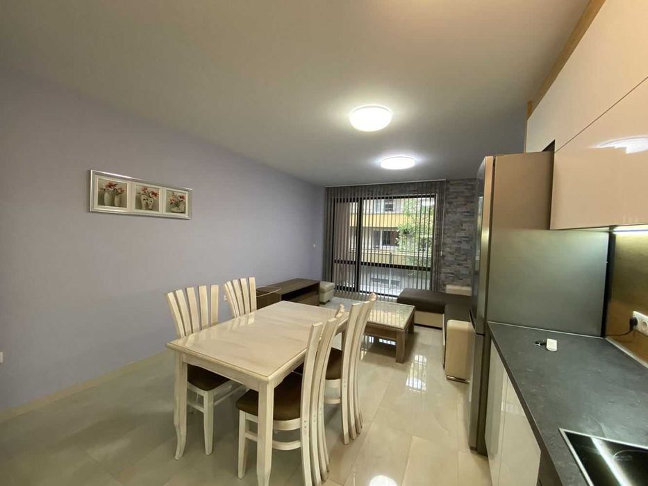 Дава се под наем Тристаен апартамент в Варна, Лятно кино Тракия - 100 кв.м за 598.23 € - Снимка #4