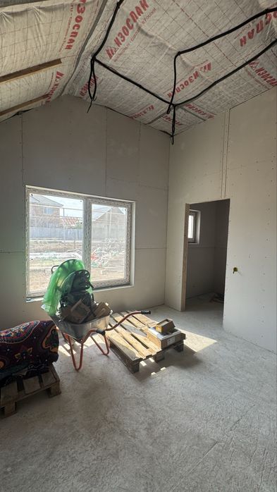 Продам Дом 120 м2, участок 8 соток