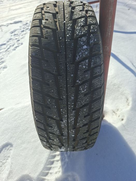 Продам шину 275/65/17