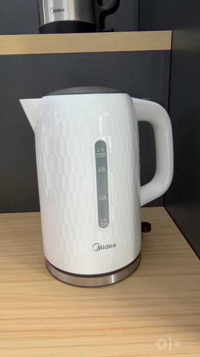 Электрический чайник Midea. Бесплатная доставка*