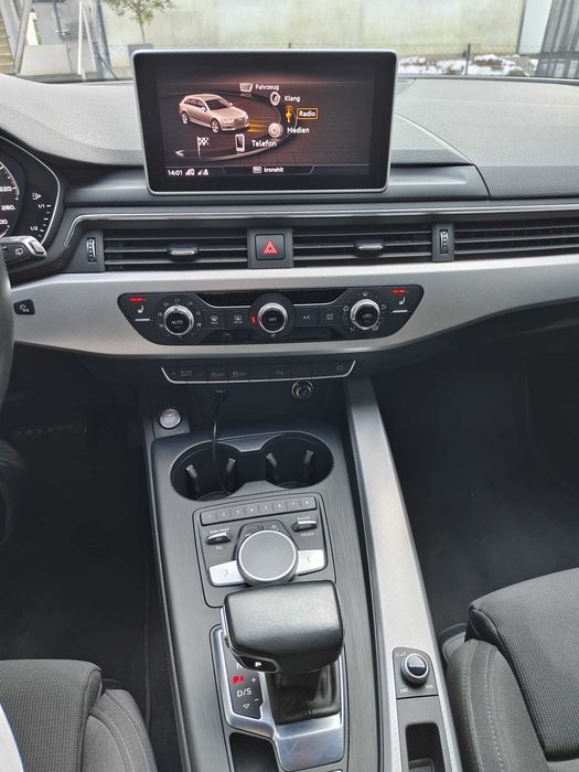 Audi A4 Avant 40 TFSI ultra sport S-tronic Combi / Family Van