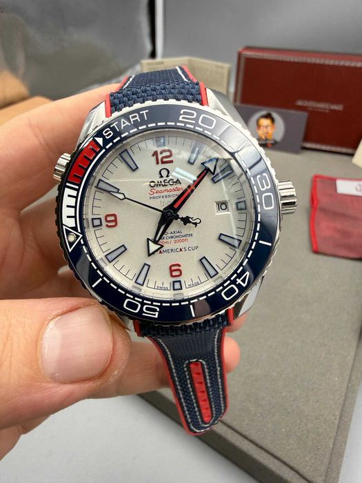 omega seamaster / diver 300m