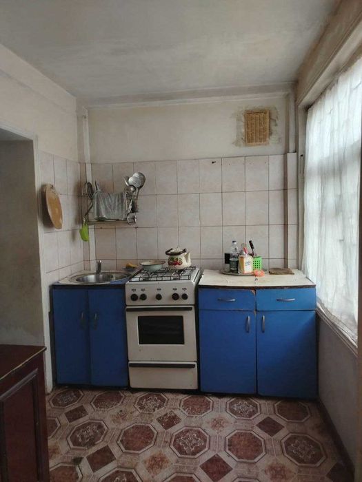 Сдается 2 комнатная квартира на 1 этаже на Кондитерской