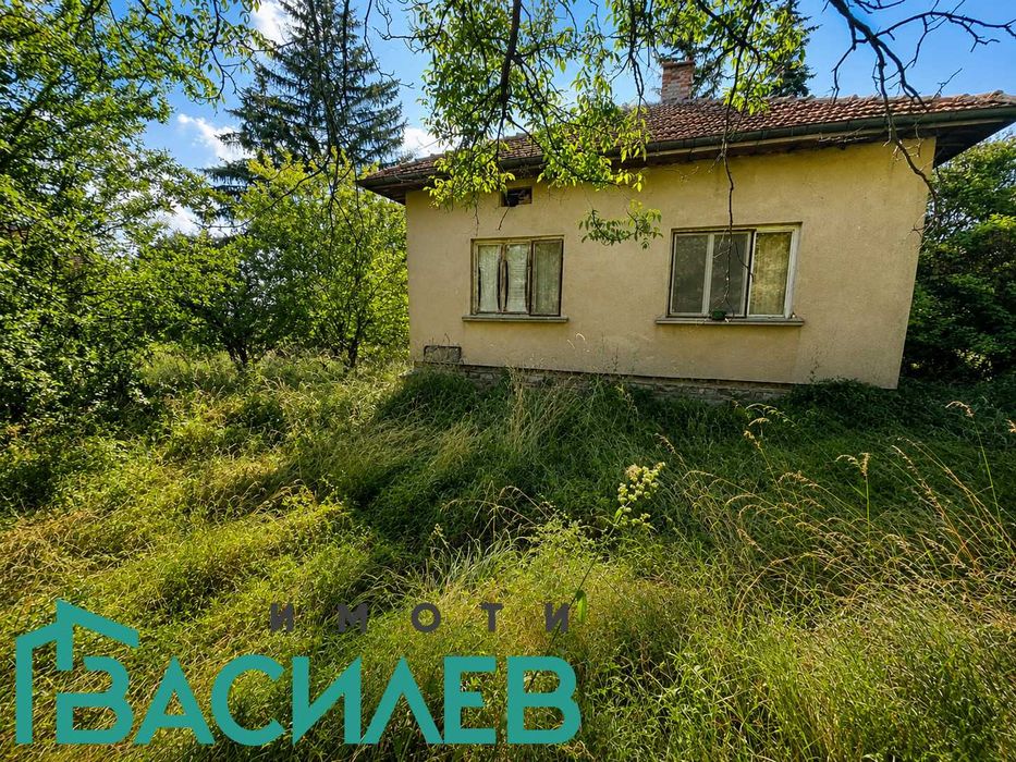 Продава КЪЩА област София, гр. Годеч кв. Додовица
