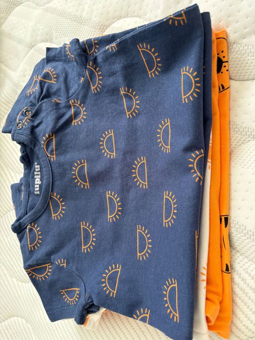 Запазени и нови бебешки дрешки