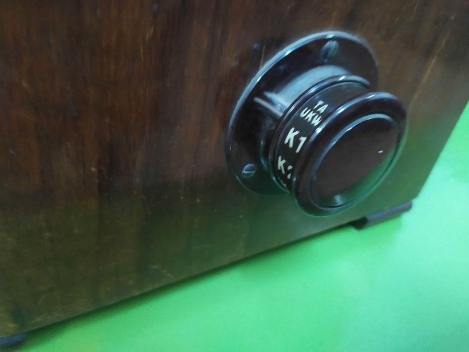 Radio vechi Nordmende 398 (Germania, 1949/1950) – pentru colecționari