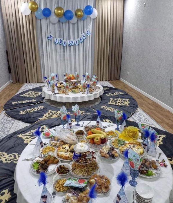 жер столдар көрмесімен жалға беріледі