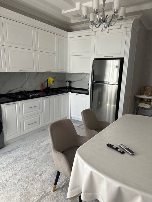 Продам люкс квартиру 120м2 (Вокзал, Узгазойл) в бизнес ЖК.