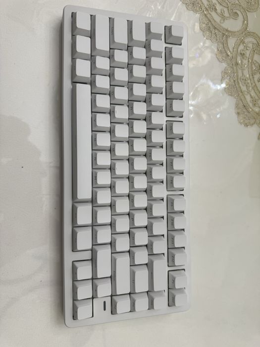VGN neon magnetic keyboard продаются
